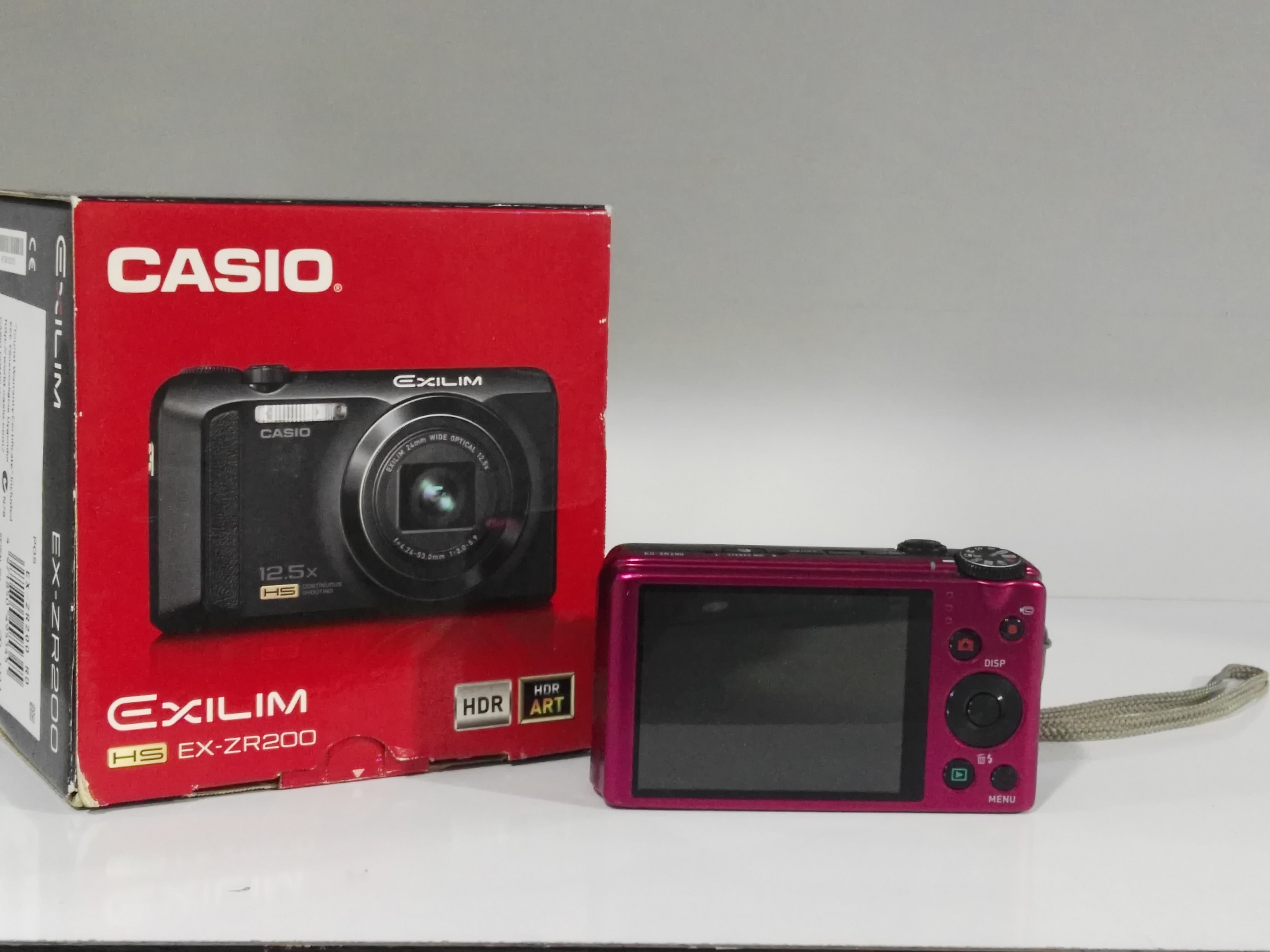 دوربین دیجیتال (استوک )کاسیو EX-ZR200
